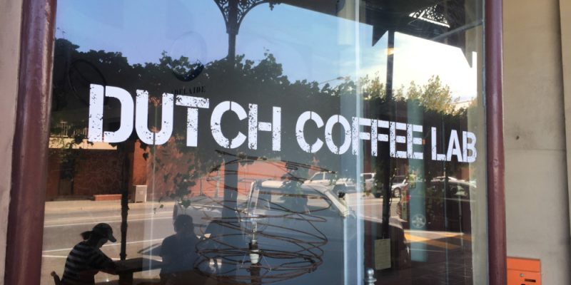 cafe-shop-window-signage-Dutch-Coffee-Lab-2-e1523240565641
